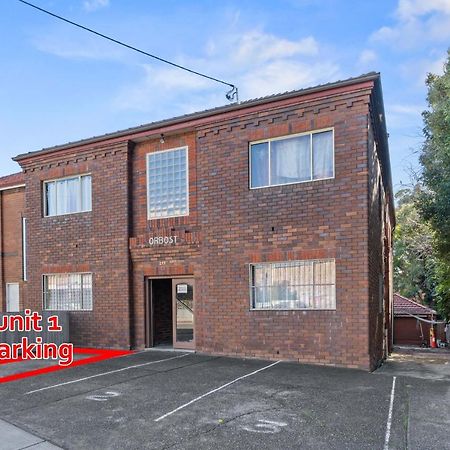 Burwood New 2 Bedroom 2 Bath Apt Free Parking سيدني المظهر الخارجي الصورة
