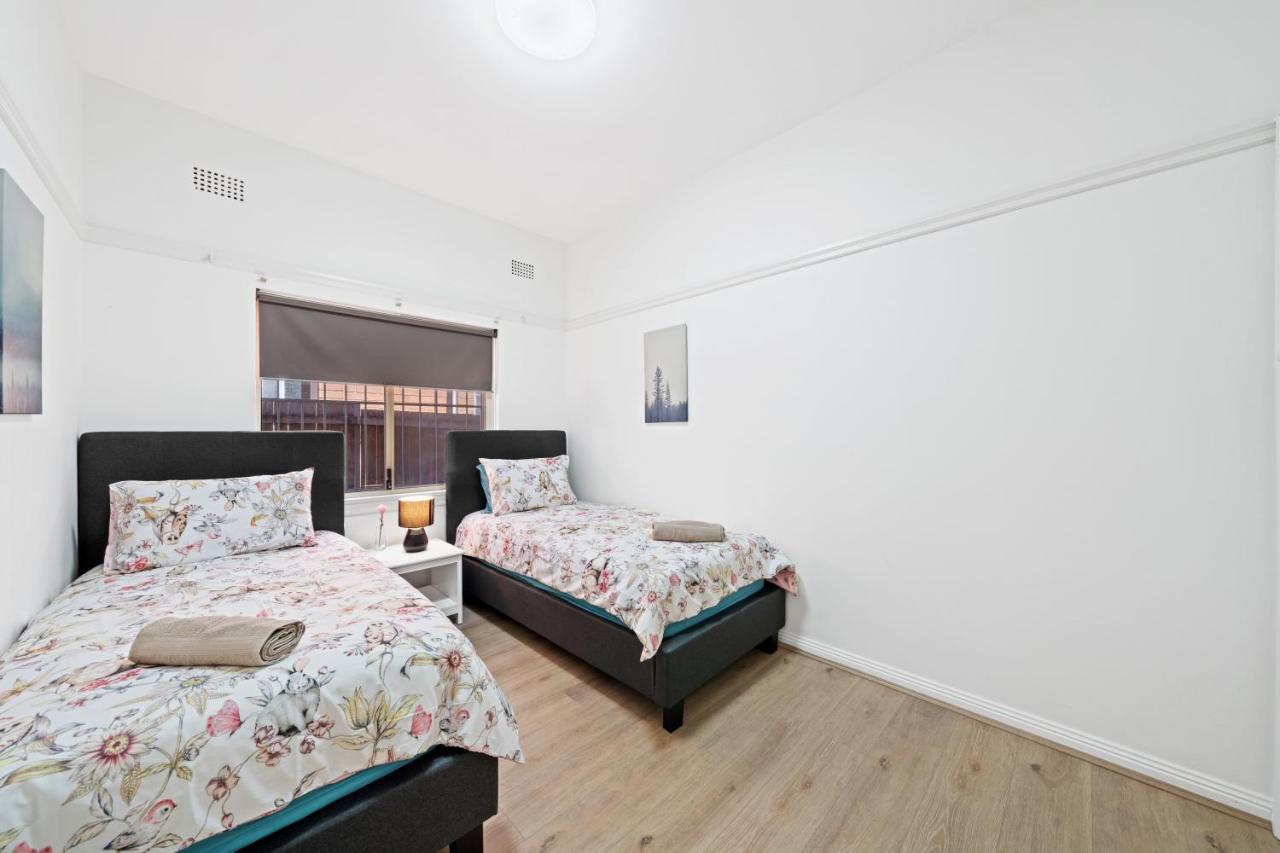 Burwood New 2 Bedroom 2 Bath Apt Free Parking سيدني المظهر الخارجي الصورة